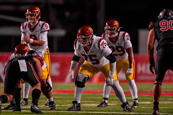 Kedon Slovis and RB Vavae Malepeai. Credit: John McGillen/USC Athletics